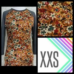 LulaRoe Randy Raglan Shirt